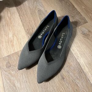 Gently worn Rothy’s